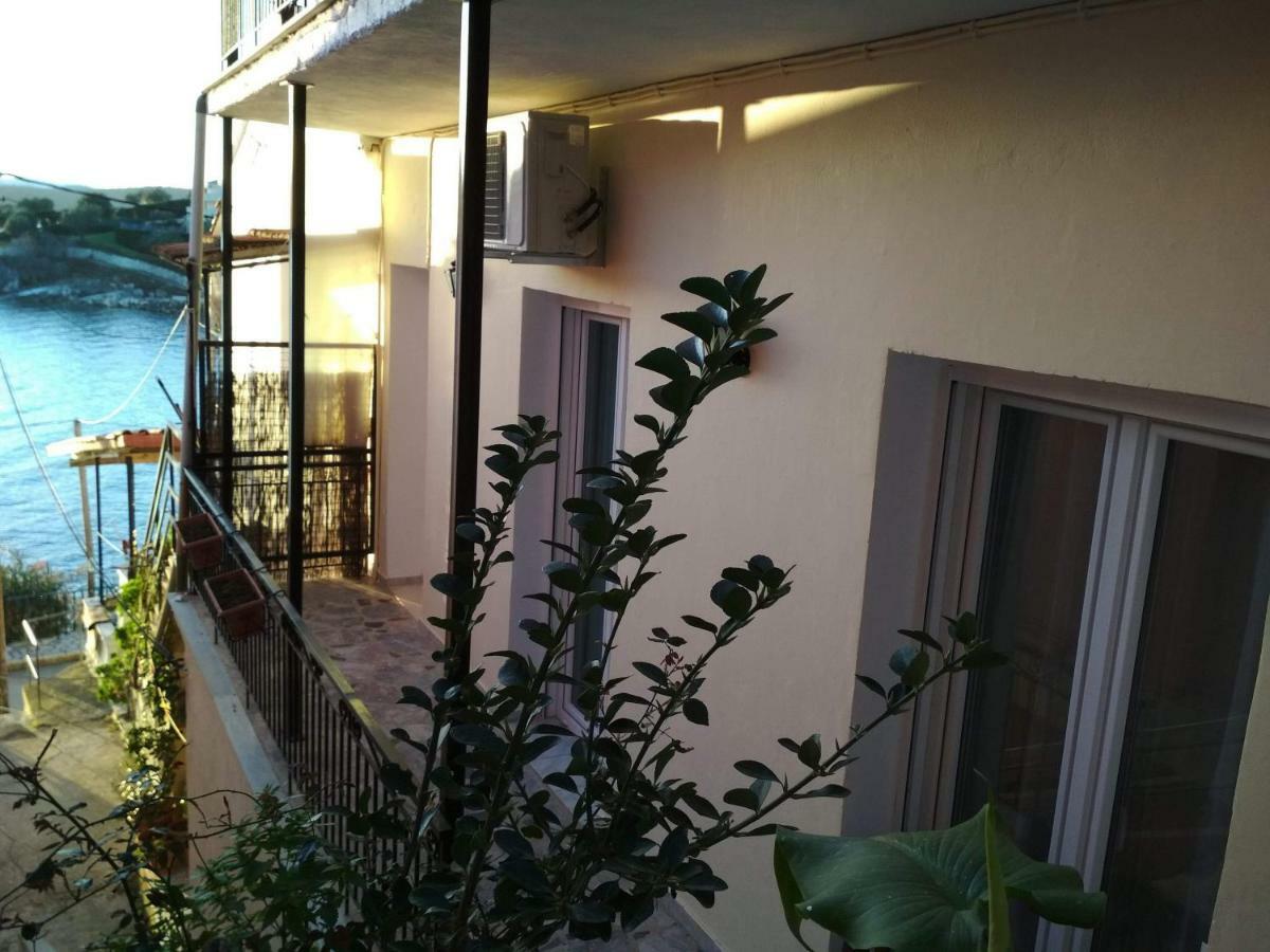 Bayside House Apartment Kassiopi Luaran gambar